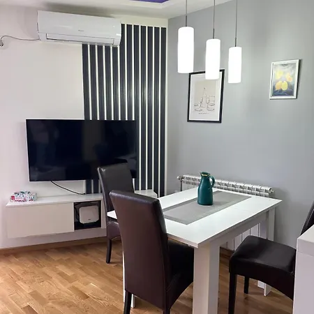 Apartment Stan Na Dan *